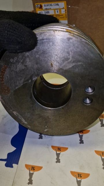 Шкив натяжителя ремня Caterpillar D9R (114-4294): где купить в Екатеринбурге по лучшей цене?