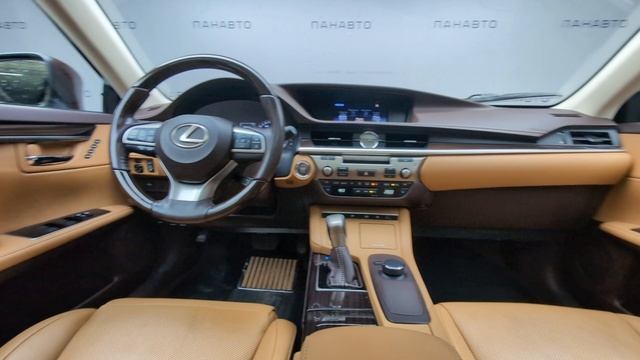 Lexus ES 250 2.5 AT (184 л.с.) смотреть онлайн