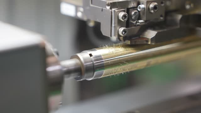 Фабрика музыкальных шкатулок. Процесс изготовления роскошных музыкальных шкатулок. смотреть онлайн