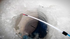 СДЕЛАЛ ЭТУ ХИТРОСТЬ и ОНО влупило! СМОТРЕТЬ ДО КОНЦА! Это КРУПНЫЙ лещ?! Зимняя рыбалка 2026