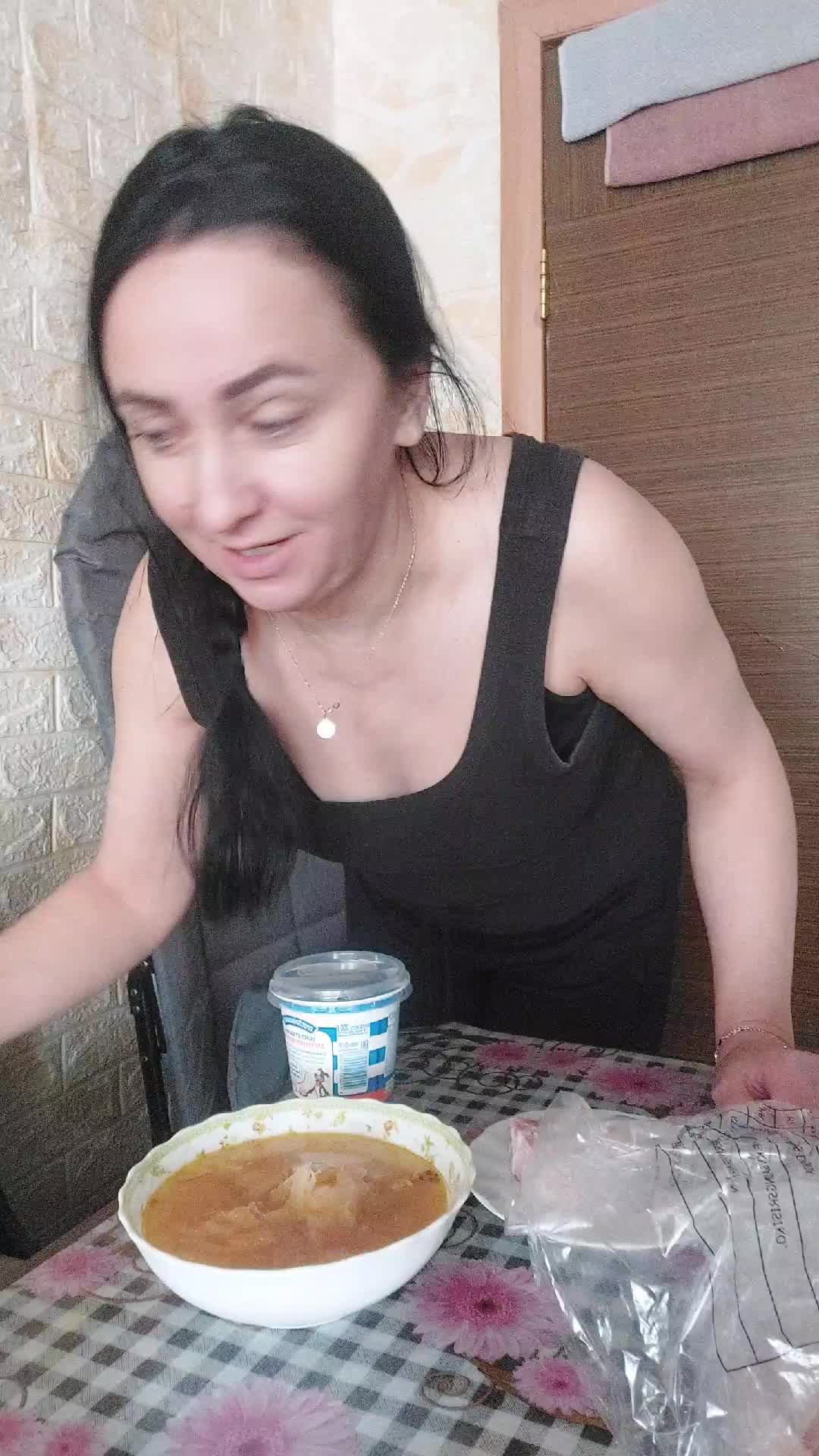 Вкусный обед 🍲 смотреть онлайн