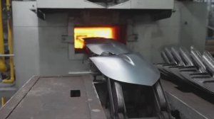 Интересное производство японских лопат.