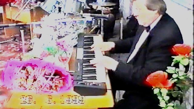 Эдита Пьеха в Мальчевской.1999год.