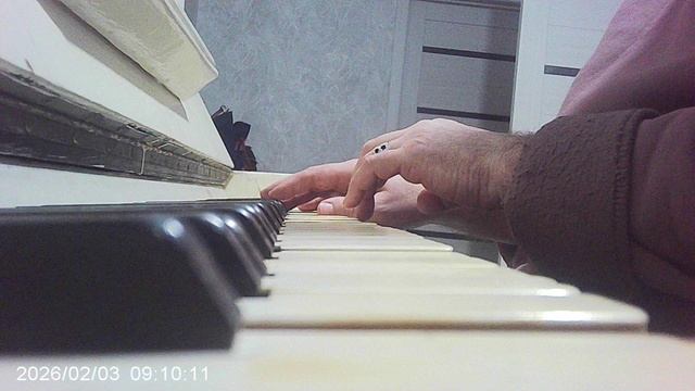 Пианино; "В пещере горного короля" Э. Григ - фрагмент смотреть онлайн