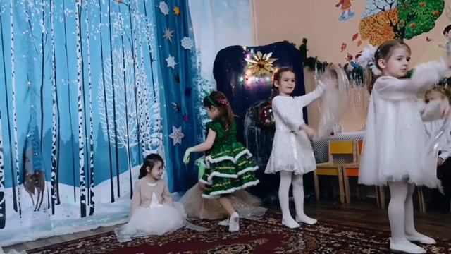 "Рождество" в детском саду "Огоньки" смотреть онлайн