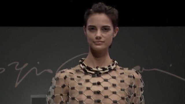 Показ женской коллекции Giorgio Armani весна-лето 2015 смотреть онлайн