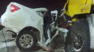 Четыре человека погибли в ДТП с грузовиком в Башкирии