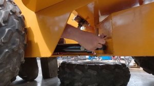 Установка гидроцилиндра на поворот мини погрузчика