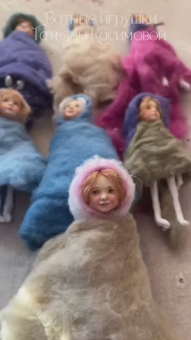 Начинаю делать новые игрушки, подбираю цвета ❤️🧡💛💚💙💜