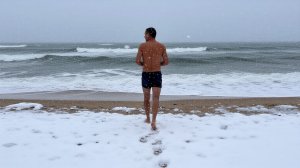 КРЫМ Благоустройство Центральной Набережной Феодосии Купаю на Море Кормим лебедей и уток