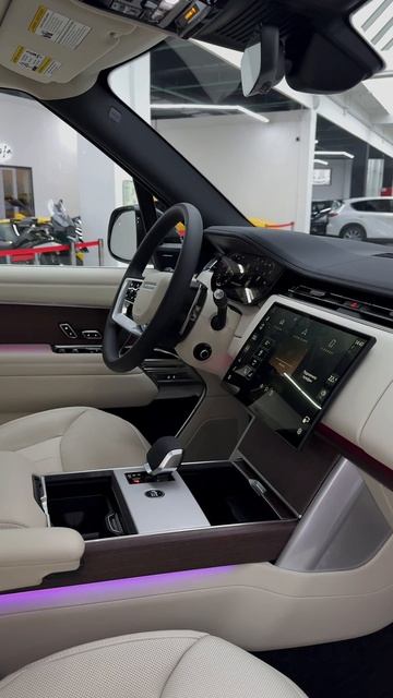 Range Rover Long еще в продаже / Подробнее об авто в видеообзоре на канале или в Телеграм-каталоге смотреть онлайн