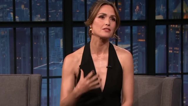 Роуз Бирн о своей яркой роли в фильме «Если бы у меня были ноги, я бы тебя пнула» и о работе с Конан смотреть онлайн