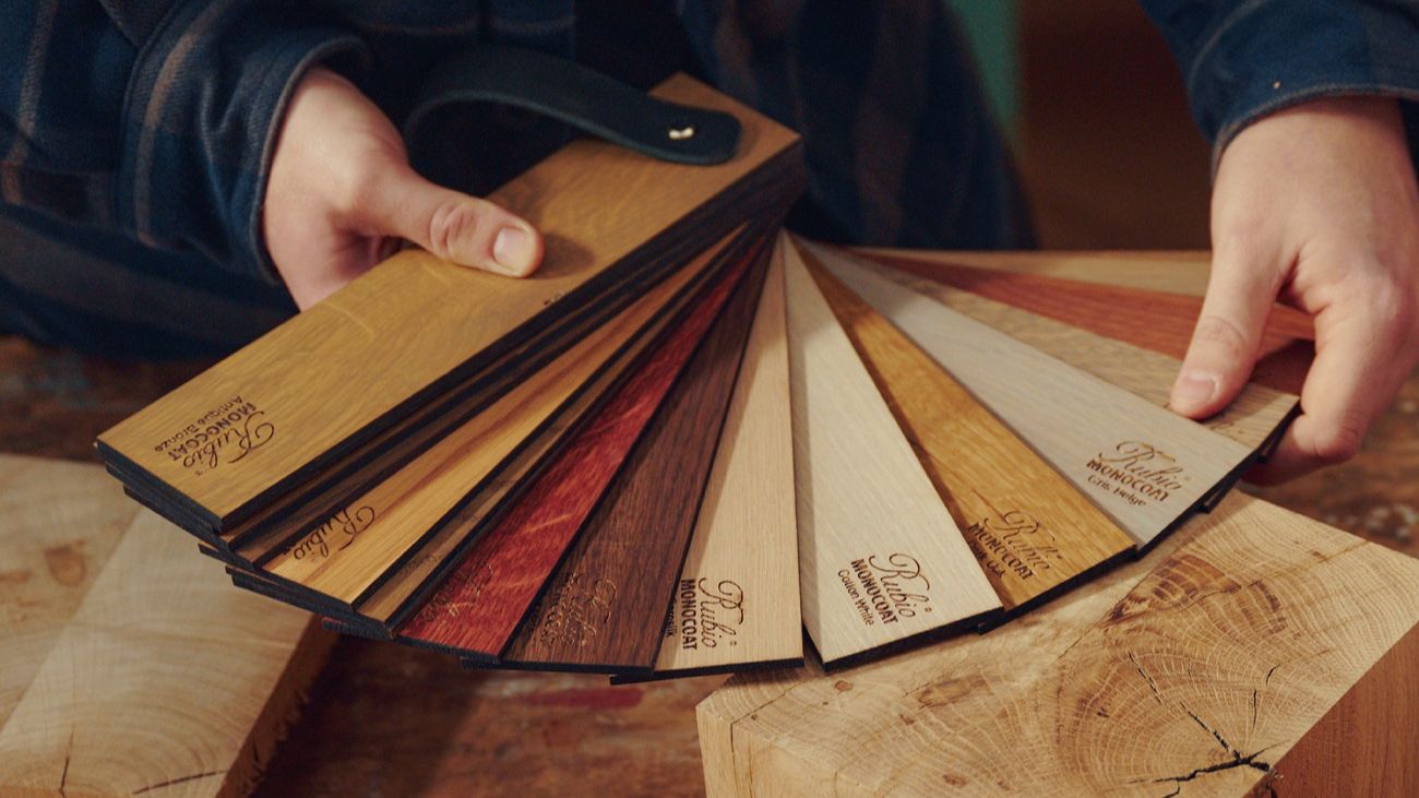 Царапина на дереве исчезла за 15 минут. Смотрим на магию молекулярного покрытия!