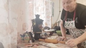 ЖАРЮ ЧЕБУРЕКИ/МУЖУ ПОРА ПОЖИТЬ ДЛЯ СЕБЯ... .