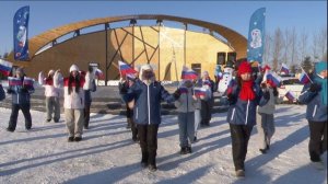 В Центральном парке города разбирали автомат и танцевали под “Синий платочек”