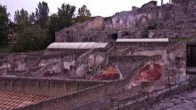 1964 года назад - В Помпеях произошло сильное землетрясение смотреть онлайн