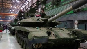 В 2026 году в войска планируется поставить более 310 тысяч образцов техники, сообщили в Минобороны.