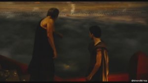 "Война богов: Бессмертные" Царь Гиперион предлагает Тесею перейти на его сторону.