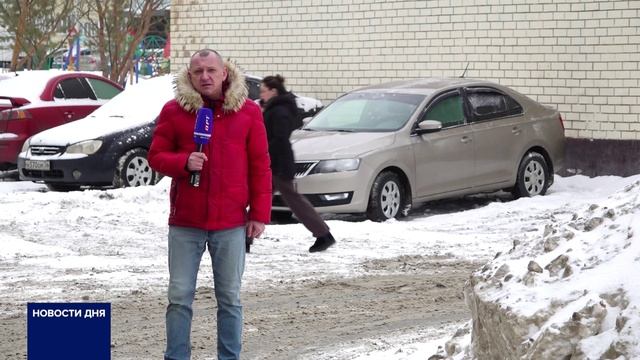 В ОРЕНБУРГЕ НЕ ВСЕ ДВОРЫ ВЫЧИЩЕНЫ ОТ СНЕГА смотреть онлайн