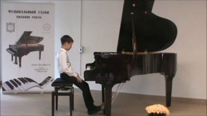 АДРИАН АНТАЛ (11 лет) играет в музее Кржижановского на рояле FEURICH. Педагог Антал М.Л.