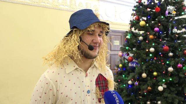 «Волшебник Изумрудного города» поет и танцует в филармонии Черкесска смотреть онлайн