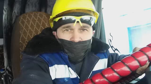 Заехал на разгрузку, одели и обули. смотреть онлайн