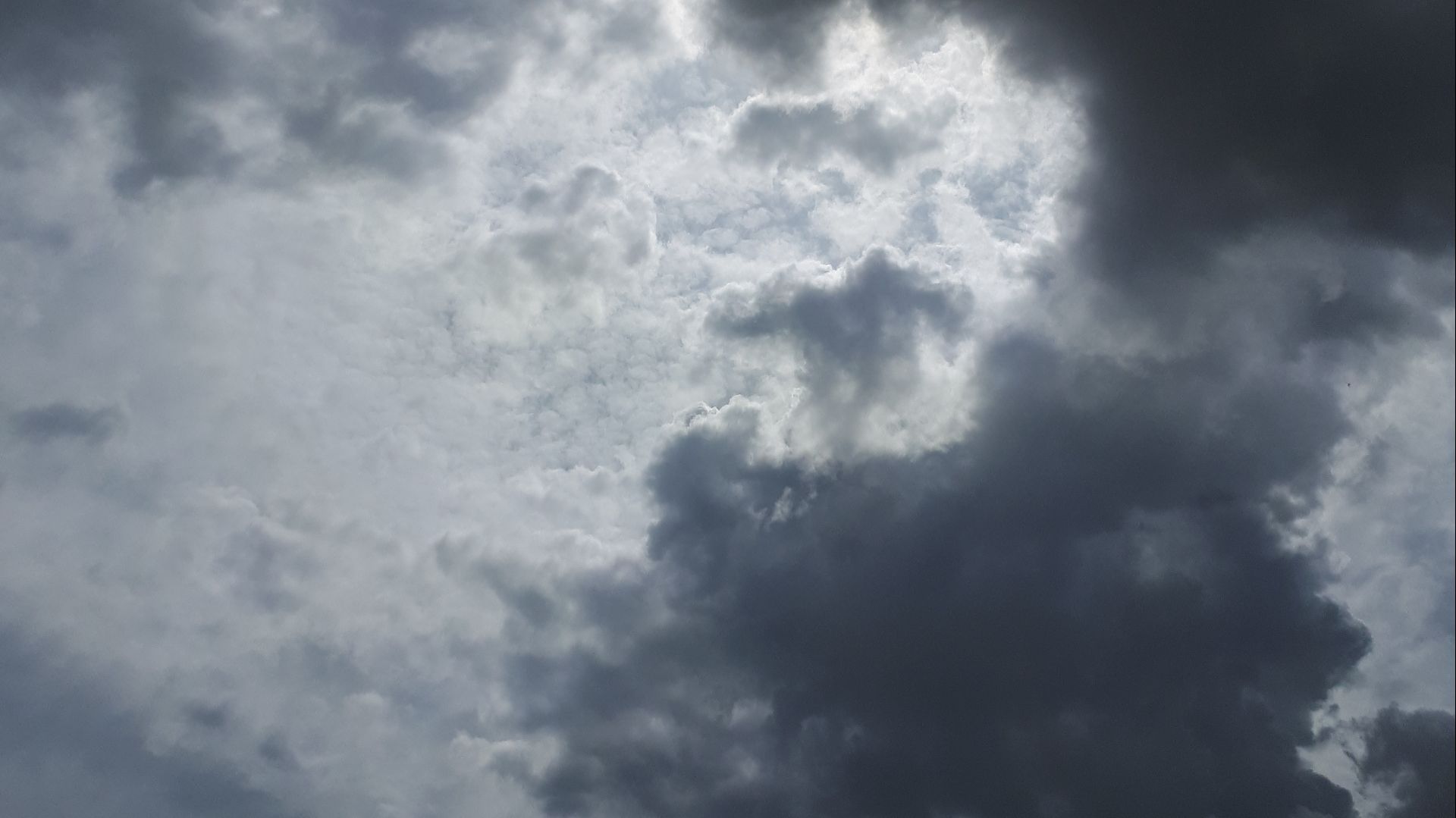 Электрический чайник - создано на сайте ТвойХит.рф стихи Е. Касаткиной.