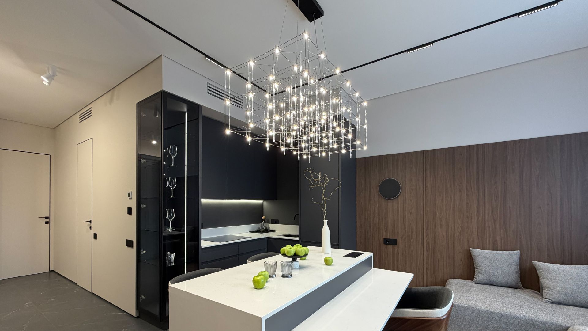 ЖК Симфония Нижнего, 2+ квартира в центре