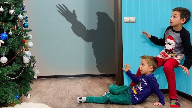 Кто ПРОБРАЛСЯ в Дом? Дети ОДНИ Дома! Kids are Home Alone смотреть онлайн