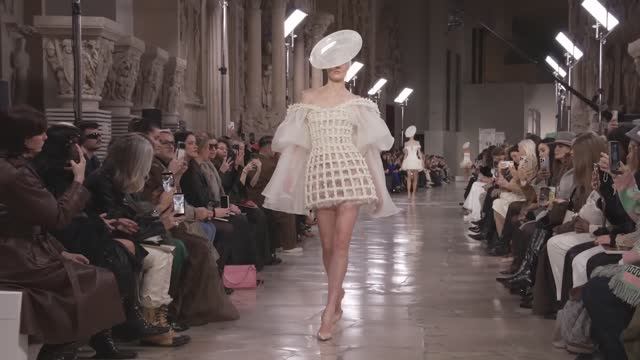 Показ женской коллекции Georges Chakra весна-лето 2026 смотреть онлайн