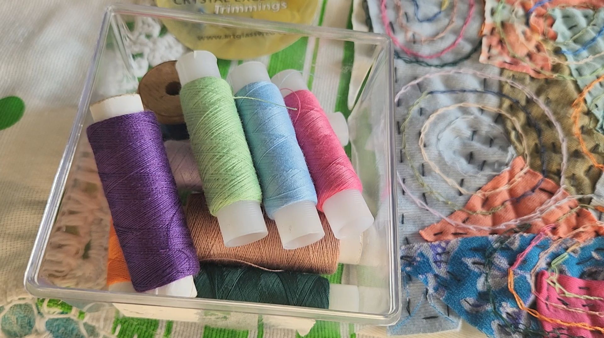 Новая идея для переработки старых вещей// Рукоделие. Шитье руками 🪡 🧵 смотреть онлайн