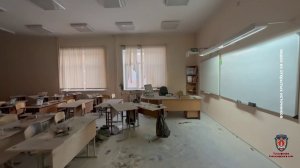 ВОСЬМИКЛАССНИЦА ПОДОЖГЛА КЛАСС С УЧЕНИКАМИ И НАПАЛА НА НИХ С МОЛОТКОМ