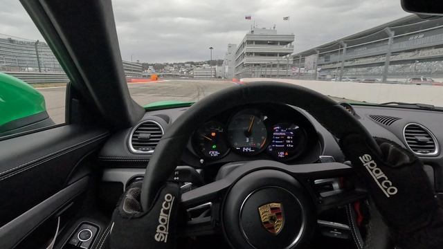 2026. СочиАвтодром. Cayman GT4 01.11.00 смотреть онлайн