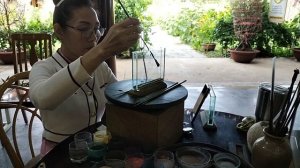 Картины из цветного песка во Вьетнаме