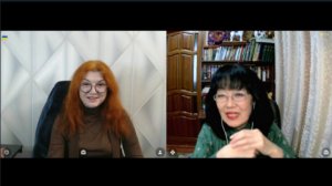 С Рыжеволосой мадам о политике и немного о моде.