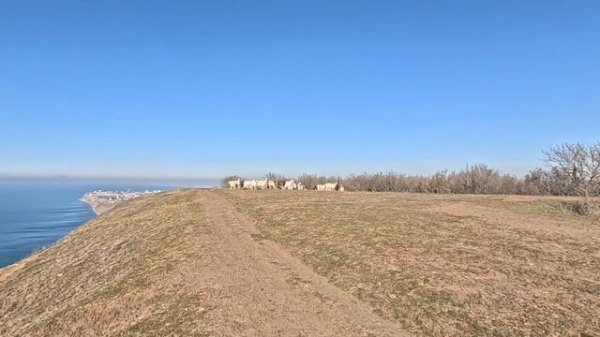 4.02.Зимняя сказка в горах Супсеха. Ласточкины гнезда. Анапа.