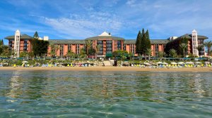 Один из лучших пляжей на юге Турции: Аланья, Средиземное море, отель Pegasos Resort 5*