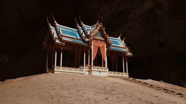 The Biggest Cave I've Ever Seen смотреть онлайн