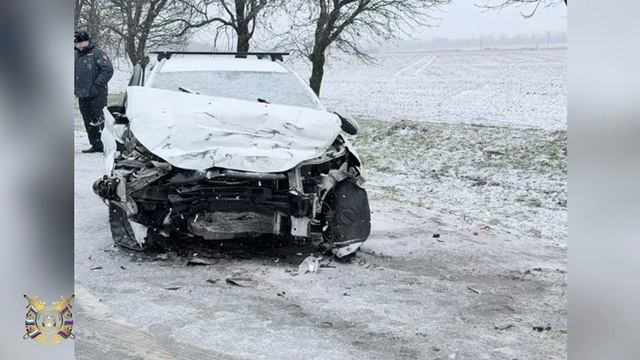 На трассе под Армавиром 4 человека пострадали при столкновении автомобилей смотреть онлайн