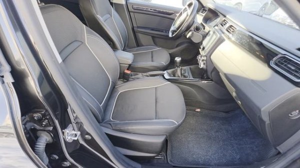 Renault ARKANA 2019 4×4 style