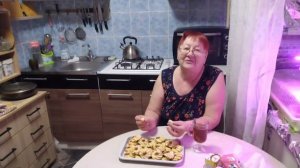 Жизнь пенсионеров.Печенье к чаю.