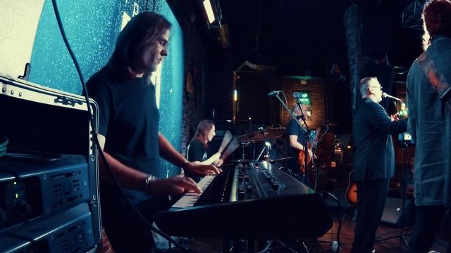 ГОРОД (LIVE - версия)  - Никита Вятчанин & группа РОСА