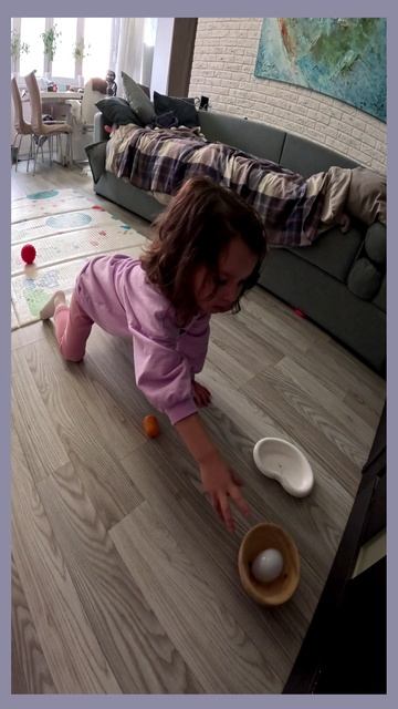 Шарики и мячики, бросаем по очереди.