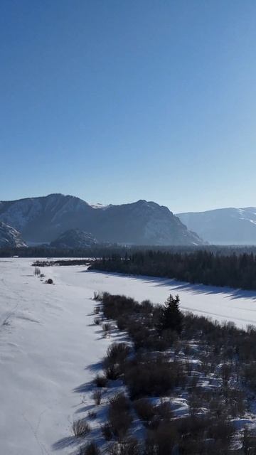 Руины акташской ГЭС зимой