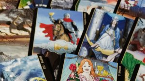 Расклад 122.Что происходит с ним сегодня?Его мысли о наших отношениях?