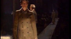 Показ женской коллекции Dries Van Noten осень-зима 1997-1998