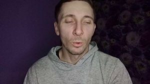 Почему телевизор Polarline зависает на заставке?