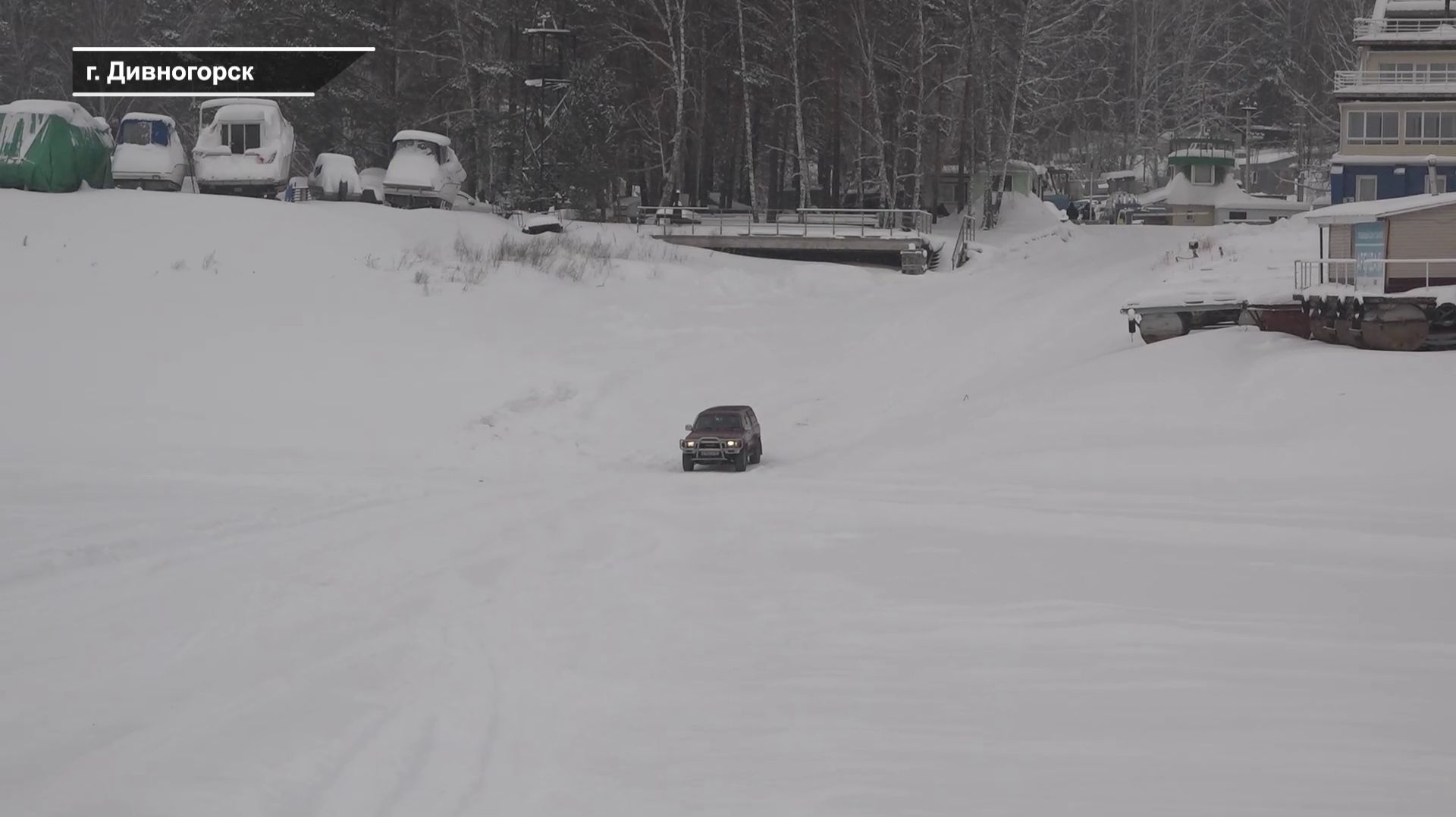 НА КРАСНОЯРСКОМ МОРЕ ЗАРАБОТАЛ АВТОЗИМНИК И УТОНУЛ ГРУЗОВИК смотреть онлайн