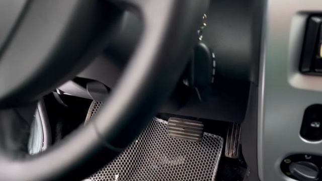 Renault Sandero 2011 смотреть онлайн