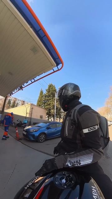 Осторожно, тут происходит абсолютно всё!